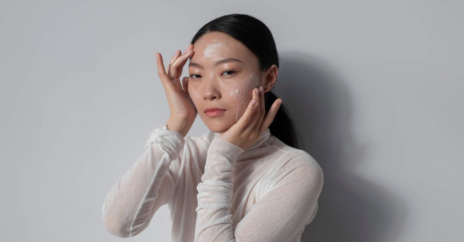 The Ultimate Guide to Peptides: Unlocking Youthful Skin